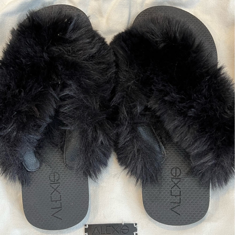 Black Alexis faux fur sandals/slippers